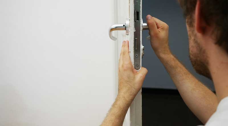 Things to Consider Before Hiring a Locksmith